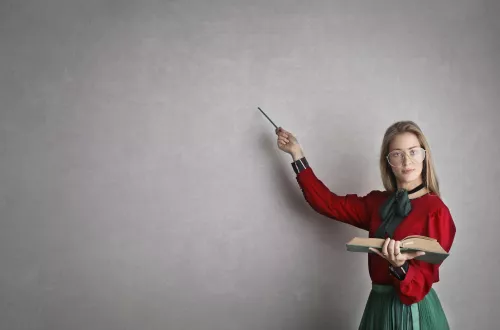 Kiedy zapisać licealistę do szkoły języka angielskiego