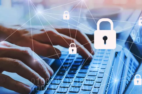 Odpowiedź na Wzrost Zapotrzebowania na Szkolenia z Cyberbezpieczeństwa w Erze Cyfrowej